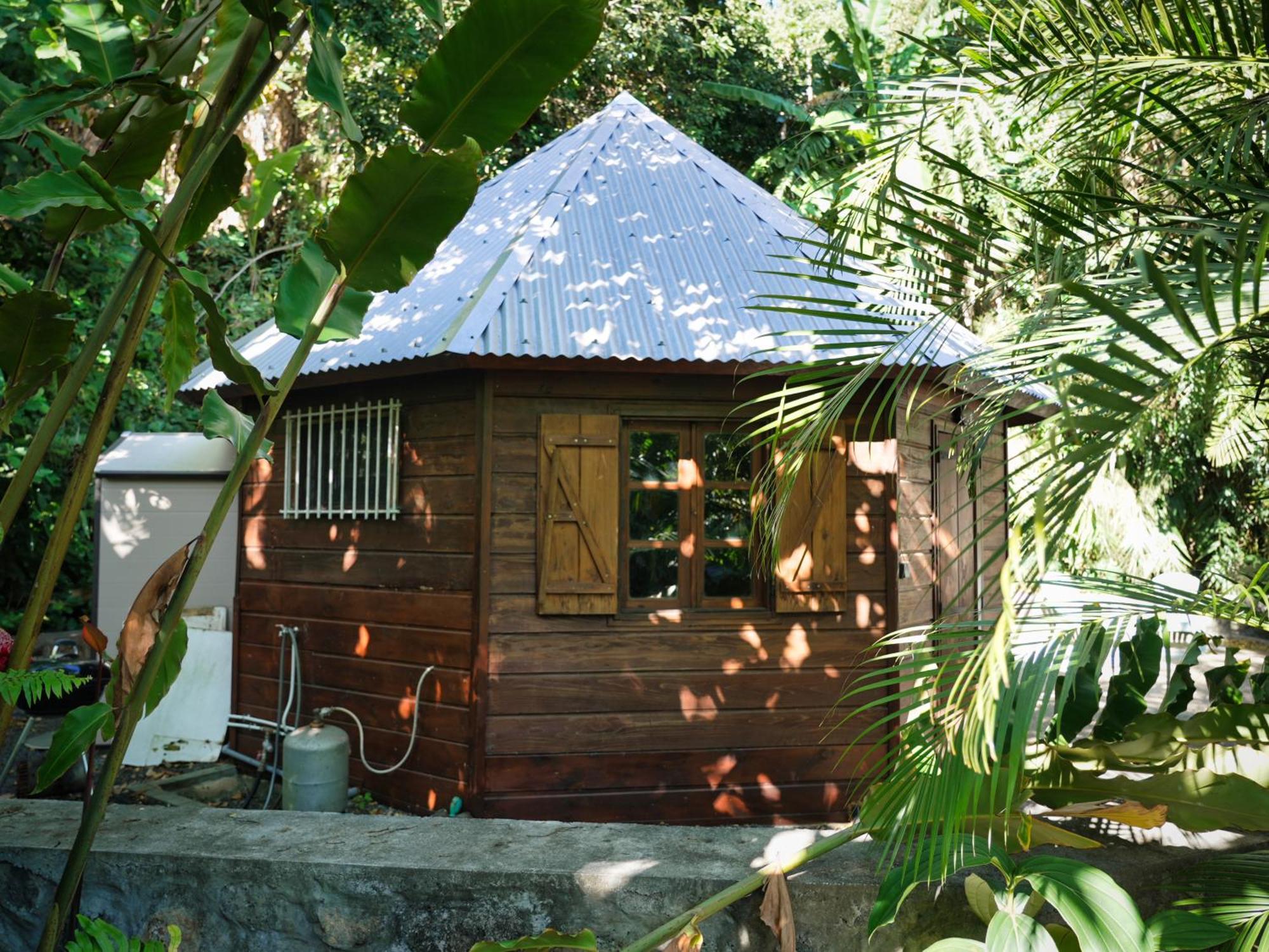 Les Cabanes Du Voyageur Sainte-Marie Habitación foto